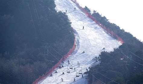 雲佛山滑雪場多少錢 今年冬天是否會有雪